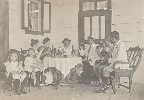 The Edelman family 1900