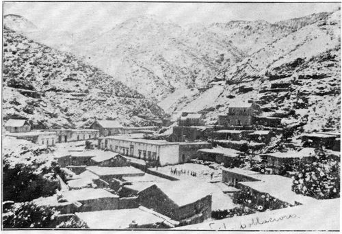 La Trinidad under snow